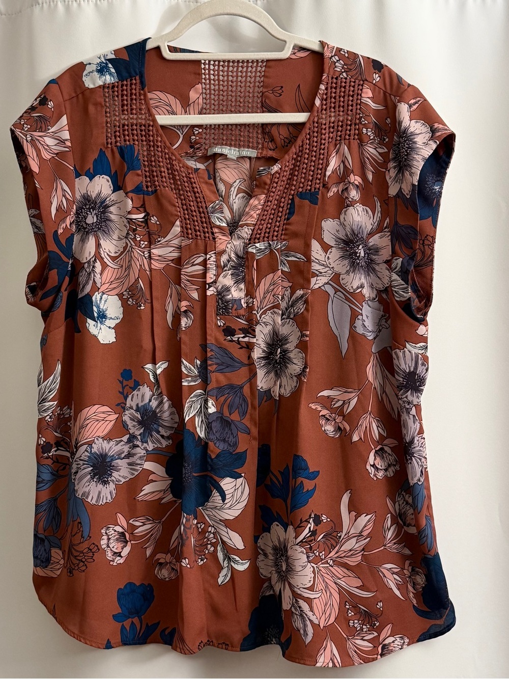 Daniel Rainn Floral Pintuck V-Neck Blouse in Rust and Navy